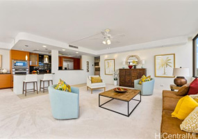 2240 Kuhio Avenue,Honolulu,Hawaii,96815,1 Bedroom Bedrooms,1 BathroomBathrooms,Condo/Townhouse,Kuhio,16,17371388