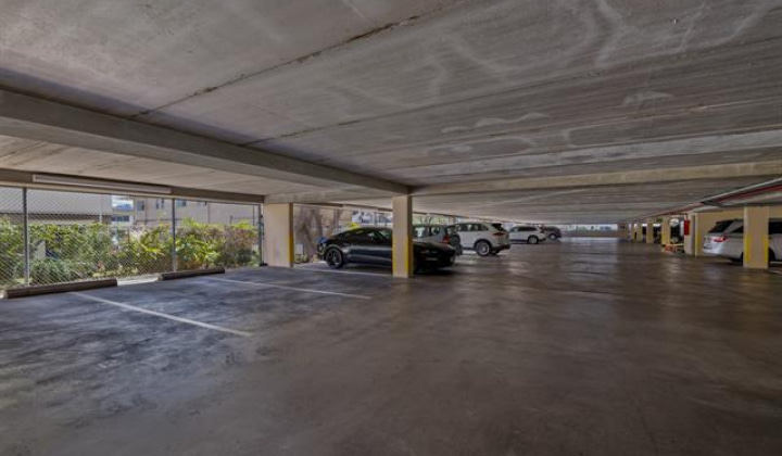 555 大学 Avenue,Honolulu,Hawaii,96826,1 ベッドルーム ベッドルーム,1 バスルームバスルーム,コンド / タウンハウス,University,1,17779410