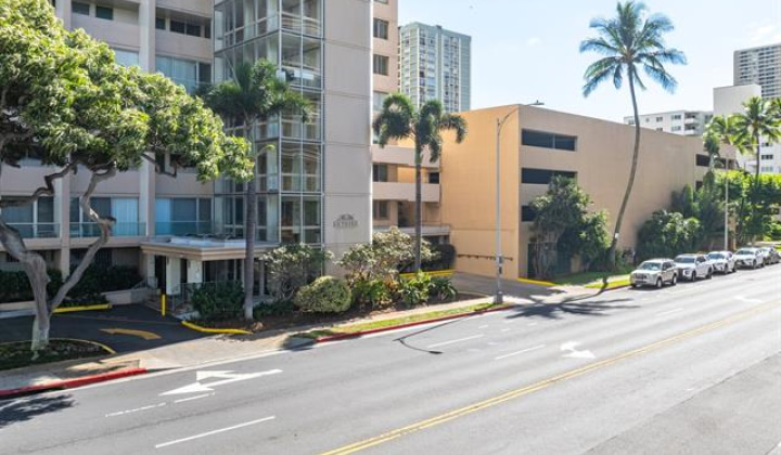 555 大学 Avenue,Honolulu,Hawaii,96826,1 ベッドルーム ベッドルーム,1 バスルームバスルーム,コンド / タウンハウス,University,1,17779410