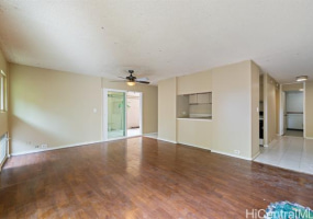 555 大学 Avenue,Honolulu,Hawaii,96826,1 ベッドルーム ベッドルーム,1 バスルームバスルーム,コンド / タウンハウス,University,1,17779410
