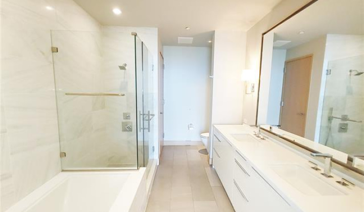 888 Kapiolani Boulevard,Honolulu,Hawaii,96813,2 Bedrooms Bedrooms,2 BathroomsBathrooms,Condo/Townhouse,Kapiolani,45,17785351