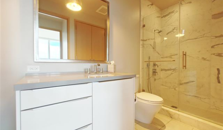 888 Kapiolani Boulevard,Honolulu,Hawaii,96813,2 Bedrooms Bedrooms,2 BathroomsBathrooms,Condo/Townhouse,Kapiolani,45,17785351