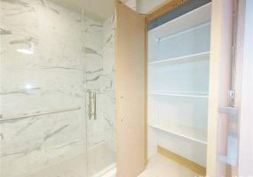 888 Kapiolani Boulevard,Honolulu,Hawaii,96813,2 Bedrooms Bedrooms,2 BathroomsBathrooms,Condo/Townhouse,Kapiolani,45,17785351