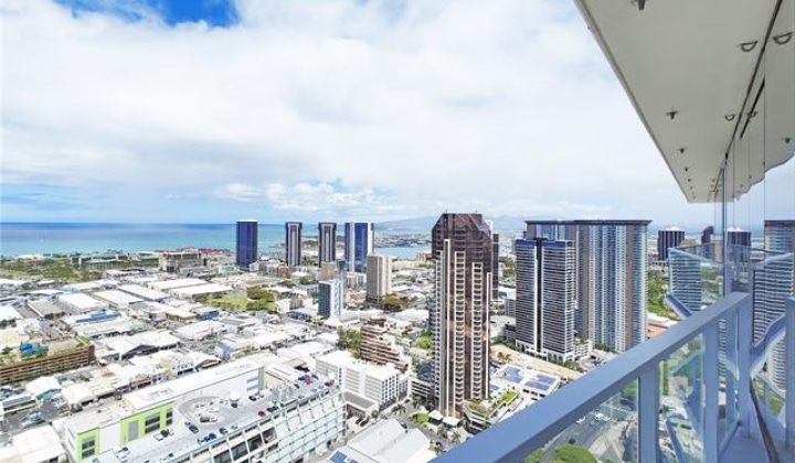 888 Kapiolani Boulevard,Honolulu,Hawaii,96813,2 Bedrooms Bedrooms,2 BathroomsBathrooms,Condo/Townhouse,Kapiolani,45,17785351
