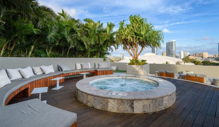 888 Kapiolani Boulevard,Honolulu,Hawaii,96813,2 Bedrooms Bedrooms,2 BathroomsBathrooms,Condo/Townhouse,Kapiolani,45,17785351