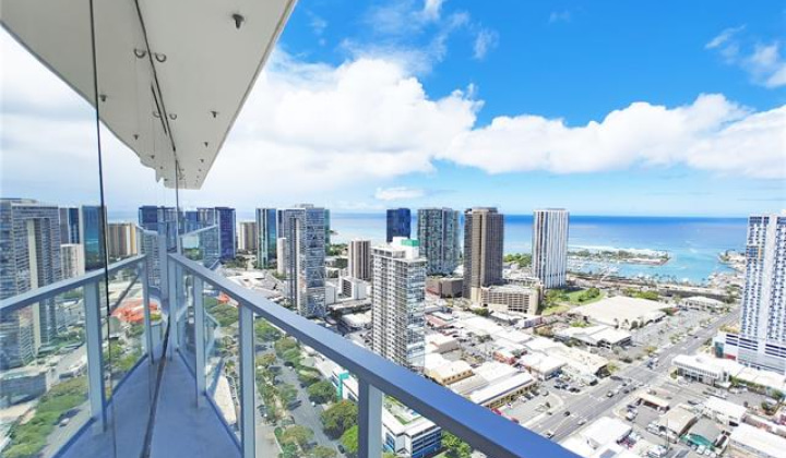 888 Kapiolani Boulevard,Honolulu,Hawaii,96813,2 Bedrooms Bedrooms,2 BathroomsBathrooms,Condo/Townhouse,Kapiolani,45,17785351