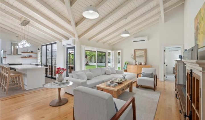 1016 Laukupu Way,Honolulu,Hawaii,96825,3 Bedrooms Bedrooms,2 BathroomsBathrooms,Single family,Laukupu,18908865
