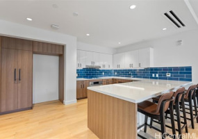 1388 Kapiolani Boulevard,Honolulu,Hawaii,96814,2 Bedrooms Bedrooms,2 BathroomsBathrooms,Condo/Townhouse,Kapiolani,3,17785397