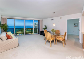 1177 Queen Street,Honolulu,Hawaii,96814,2 ベッドルーム ベッドルーム,2 バスルームバスルーム,コンド / タウンハウス,Queen,40,17789766