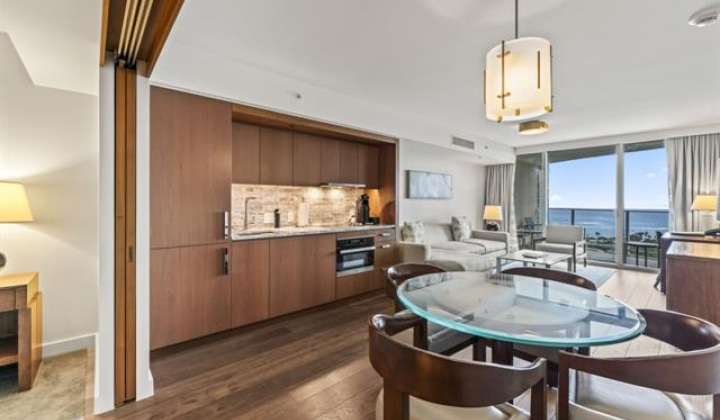 2139 Kuhio Avenue,Honolulu,Hawaii,96815,1 Bedroom Bedrooms,1 BathroomBathrooms,Condo/Townhouse,Kuhio,23,17790552