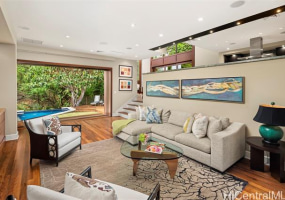 2984 Makalei Place,Honolulu,Hawaii,96815,4 ベッドルーム ベッドルーム,4 バスルームバスルーム,一戸建て,Makalei,17791272
