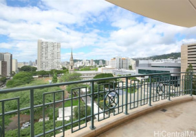 1740 Beretania Street,Honolulu,Hawaii,96826,3 ベッドルーム ベッドルーム,3 バスルームバスルーム,コンド / タウンハウス,Beretania,8,17793258