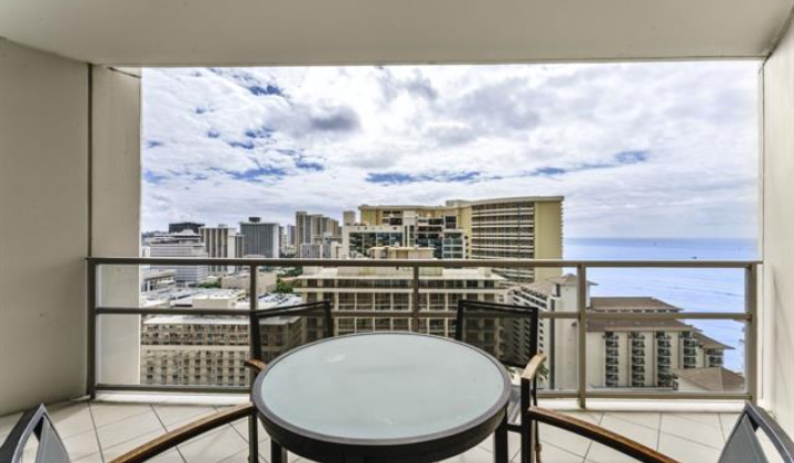 223 Saratoga Road,Honolulu,Hawaii,96815,1 Bedroom Bedrooms,1 BathroomBathrooms,Condo/Townhouse,Saratoga,24,17798903