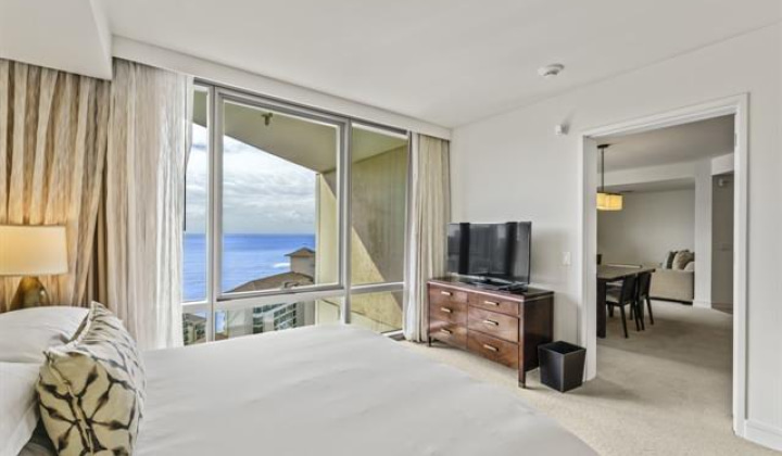 223 Saratoga Road,Honolulu,Hawaii,96815,1 Bedroom Bedrooms,1 BathroomBathrooms,Condo/Townhouse,Saratoga,24,17798903