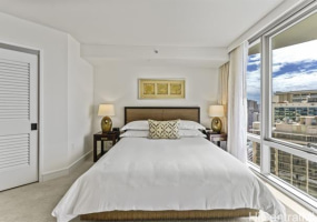 223 Saratoga Road,Honolulu,Hawaii,96815,1 Bedroom Bedrooms,1 BathroomBathrooms,Condo/Townhouse,Saratoga,24,17798903