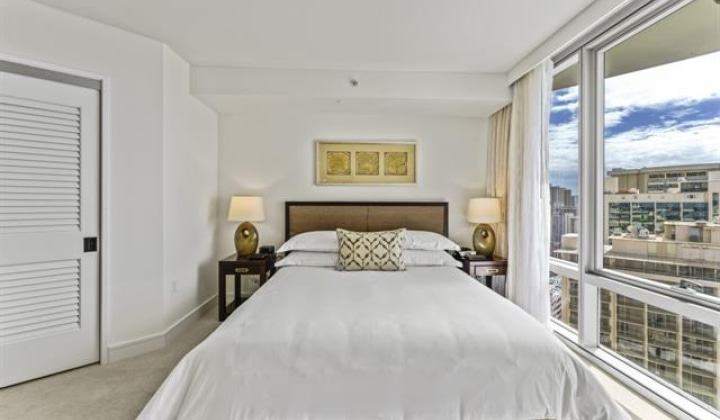 223 Saratoga Road,Honolulu,Hawaii,96815,1 Bedroom Bedrooms,1 BathroomBathrooms,Condo/Townhouse,Saratoga,24,17798903