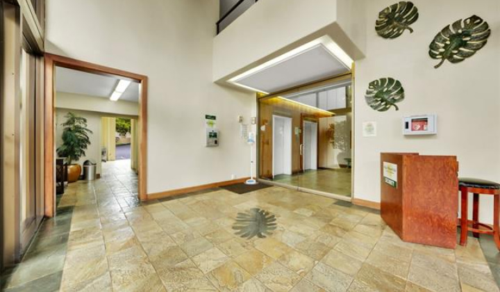 6770 Hawaii Kai Drive,Honolulu,Hawaii,96825,2 Bedrooms Bedrooms,2 BathroomsBathrooms,Condo/Townhouse,Hawaii Kai,14,17811141