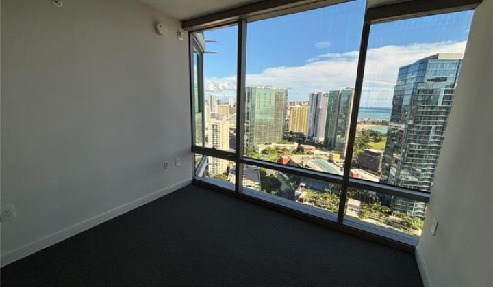 1001 Queen Street,Honolulu,Hawaii,96814,2 ベッドルーム ベッドルーム,2 バスルームバスルーム,コンド / タウンハウス,Queen,32,18924101