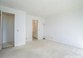 1088 Bishop Street,Honolulu,Hawaii,96813,1 Bedroom Bedrooms,1 BathroomBathrooms,Condo/Townhouse,Bishop,7,17388799