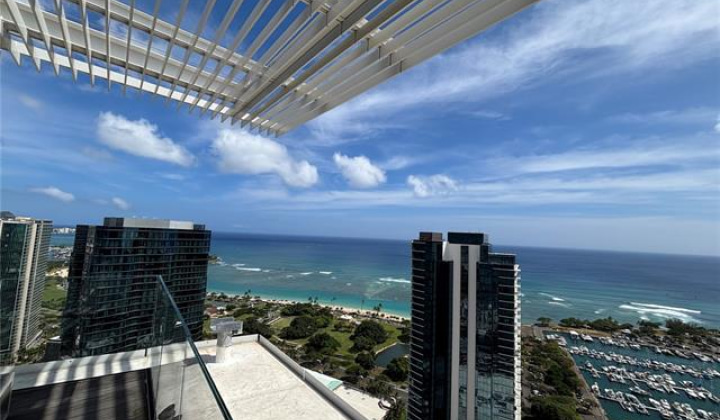 1001 Queen Street,Honolulu,Hawaii,96814,2 ベッドルーム ベッドルーム,2 バスルームバスルーム,コンド / タウンハウス,Queen,32,18924101