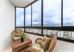 2499 Kapiolani Boulevard,Honolulu,Hawaii,96826,3 ベッドルーム ベッドルーム,2 バスルームバスルーム,コンド / タウンハウス,Kapiolani,37,17811390