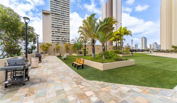 2499 Kapiolani Boulevard,Honolulu,Hawaii,96826,3 ベッドルーム ベッドルーム,2 バスルームバスルーム,コンド / タウンハウス,Kapiolani,37,17811390
