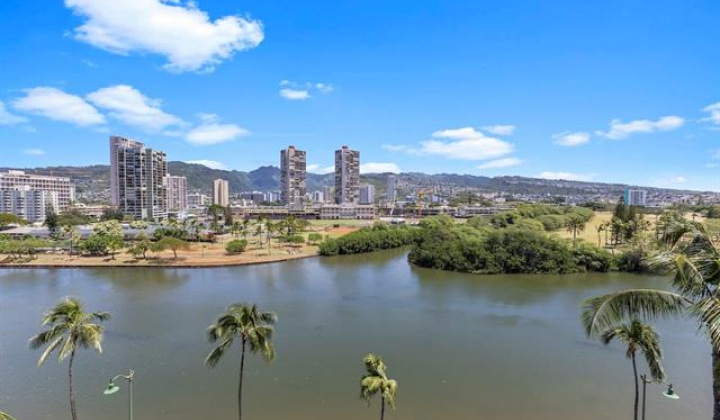 2211 Ala Wai Boulevard,Honolulu,Hawaii,96815,1 ベッドルーム ベッドルーム,1 バスルームバスルーム,コンド / タウンハウス,Ala Wai,9,18950750
