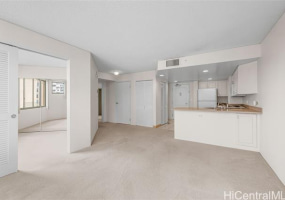 1314 Kalakaua Avenue,Honolulu,Hawaii,96826,2 Bedrooms Bedrooms,1 BathroomBathrooms,Condo/Townhouse,Kalakaua,9,17818340