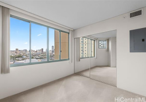 1314 Kalakaua Avenue,Honolulu,Hawaii,96826,2 Bedrooms Bedrooms,1 BathroomBathrooms,Condo/Townhouse,Kalakaua,9,17818340