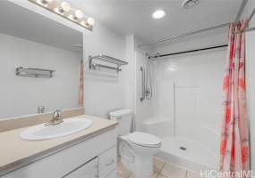 1314 Kalakaua Avenue,Honolulu,Hawaii,96826,2 Bedrooms Bedrooms,1 BathroomBathrooms,Condo/Townhouse,Kalakaua,9,17818340