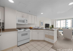 1314 Kalakaua Avenue,Honolulu,Hawaii,96826,2 Bedrooms Bedrooms,1 BathroomBathrooms,Condo/Townhouse,Kalakaua,9,17818340