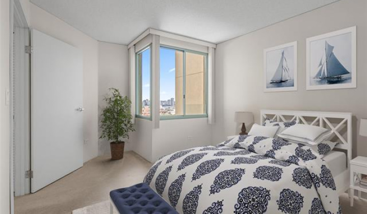 1314 Kalakaua Avenue,Honolulu,Hawaii,96826,2 Bedrooms Bedrooms,1 BathroomBathrooms,Condo/Townhouse,Kalakaua,9,17818340