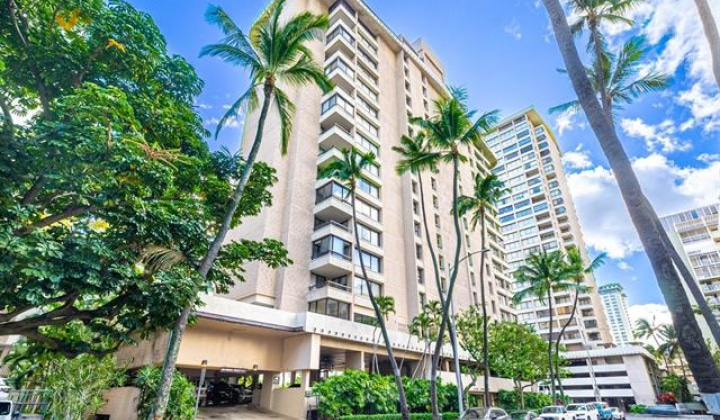 2215 Aloha Drive,Honolulu,Hawaii,96815,2 ベッドルーム ベッドルーム,2 バスルームバスルーム,コンド / タウンハウス,Aloha,14,18928054