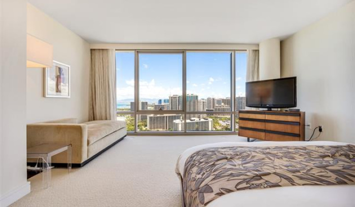 223 Saratoga Road,Honolulu,Hawaii,96815,3 Bedrooms Bedrooms,2 BathroomsBathrooms,Condo/Townhouse,Saratoga,32,18956909