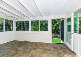 1373 Kaeleku Street,Honolulu,Hawaii,96825,4 ベッドルーム ベッドルーム,2 バスルームバスルーム,一戸建て,Kaeleku,17819379