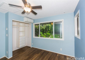 1373 Kaeleku Street,Honolulu,Hawaii,96825,4 ベッドルーム ベッドルーム,2 バスルームバスルーム,一戸建て,Kaeleku,17819379