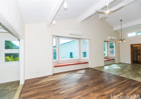 1373 Kaeleku Street,Honolulu,Hawaii,96825,4 ベッドルーム ベッドルーム,2 バスルームバスルーム,一戸建て,Kaeleku,17819379