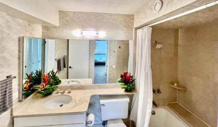1778 Ala Moana Boulevard,Honolulu,Hawaii,96815,2 Bedrooms Bedrooms,2 BathroomsBathrooms,Condo/Townhouse,Ala Moana,14,17819678