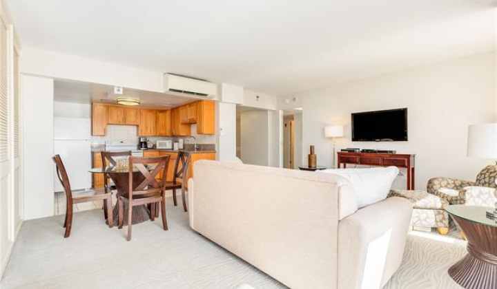 1777 Ala Moana Boulevard,Honolulu,Hawaii,96815,2 Bedrooms Bedrooms,2 BathroomsBathrooms,Condo/Townhouse,Ala Moana,18,17820992