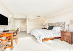 1777 Ala Moana Boulevard,Honolulu,Hawaii,96815,2 Bedrooms Bedrooms,2 BathroomsBathrooms,Condo/Townhouse,Ala Moana,18,17820992