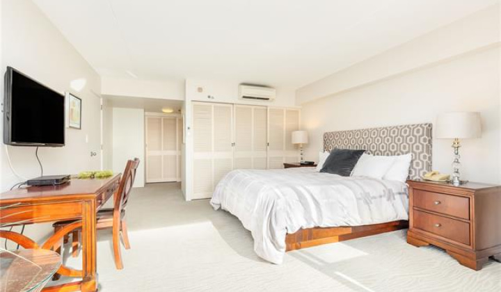 1777 Ala Moana Boulevard,Honolulu,Hawaii,96815,2 Bedrooms Bedrooms,2 BathroomsBathrooms,Condo/Townhouse,Ala Moana,18,17820992