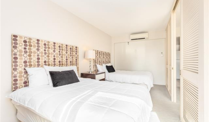 1777 Ala Moana Boulevard,Honolulu,Hawaii,96815,2 Bedrooms Bedrooms,2 BathroomsBathrooms,Condo/Townhouse,Ala Moana,18,17820992