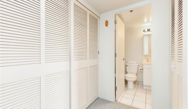 1777 Ala Moana Boulevard,Honolulu,Hawaii,96815,2 Bedrooms Bedrooms,2 BathroomsBathrooms,Condo/Townhouse,Ala Moana,18,17820992