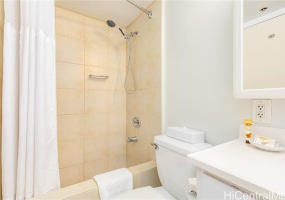 1777 Ala Moana Boulevard,Honolulu,Hawaii,96815,2 Bedrooms Bedrooms,2 BathroomsBathrooms,Condo/Townhouse,Ala Moana,18,17820992