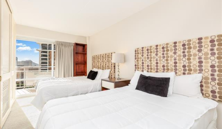 1777 Ala Moana Boulevard,Honolulu,Hawaii,96815,2 Bedrooms Bedrooms,2 BathroomsBathrooms,Condo/Townhouse,Ala Moana,18,17820992