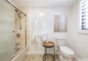 2470 Kalakaua Avenue,Honolulu,Hawaii,96815,2 Bedrooms Bedrooms,2 BathroomsBathrooms,Condo/Townhouse,Kalakaua,5,17821928
