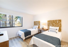2470 Kalakaua Avenue,Honolulu,Hawaii,96815,2 Bedrooms Bedrooms,2 BathroomsBathrooms,Condo/Townhouse,Kalakaua,5,17821928
