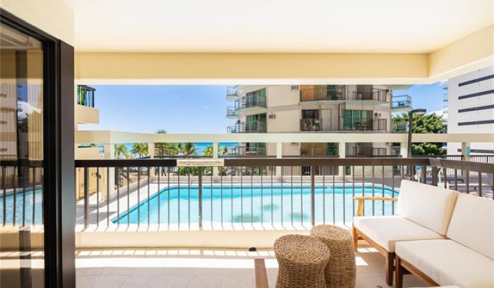 2470 Kalakaua Avenue,Honolulu,Hawaii,96815,2 Bedrooms Bedrooms,2 BathroomsBathrooms,Condo/Townhouse,Kalakaua,5,17821928