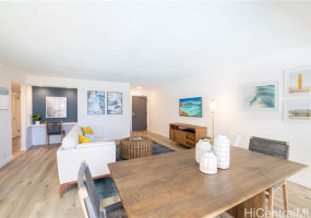 2470 Kalakaua Avenue,Honolulu,Hawaii,96815,2 Bedrooms Bedrooms,2 BathroomsBathrooms,Condo/Townhouse,Kalakaua,5,17821928