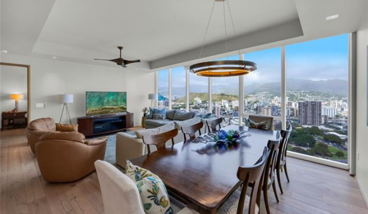 888 Kapiolani Boulevard,Honolulu,Hawaii,96813,3 ベッドルーム ベッドルーム,3 バスルームバスルーム,コンド / タウンハウス,Kapiolani,45,17822421